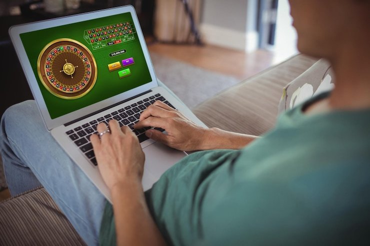 Grid permainan Ways of the Qilin di platform usutoto menampilkan simbol-simbol mitologi Asia berwarna emas dan batu giok